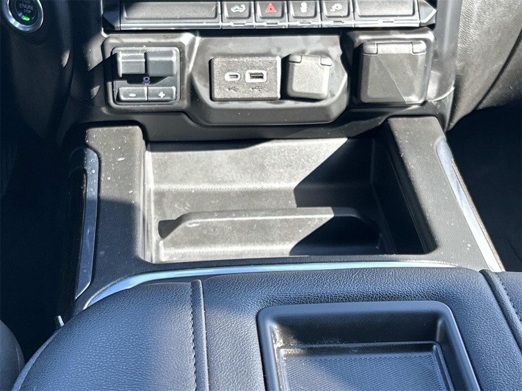 2022 Chevrolet Silverado 1500 RST photo 16