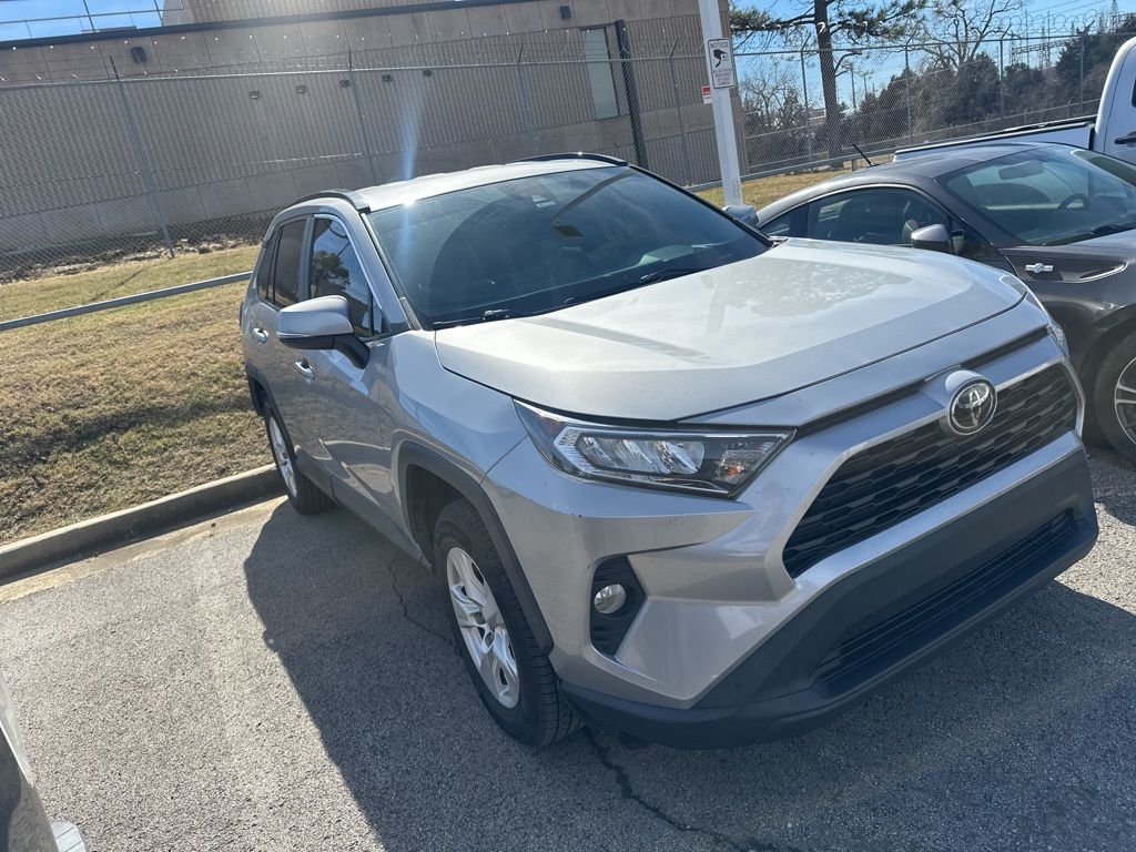 2021 Toyota RAV4 XLE
