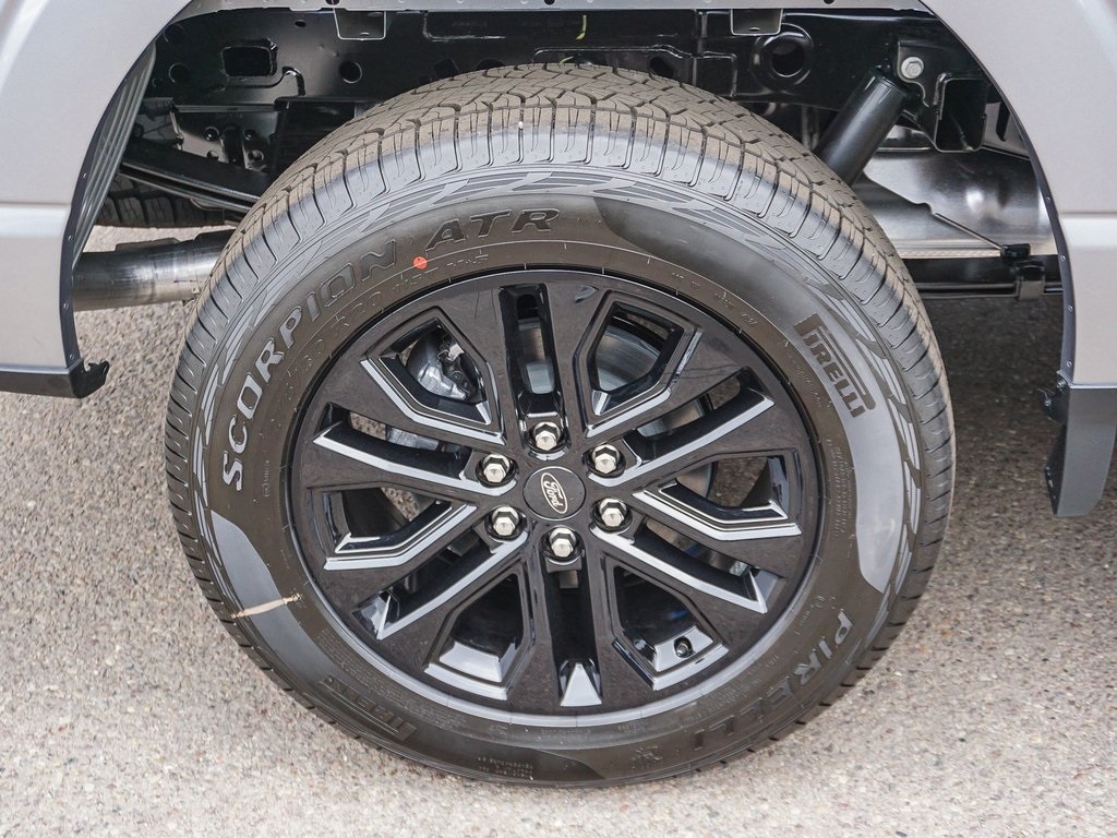 2025 Ford F-150 XLT photo 10