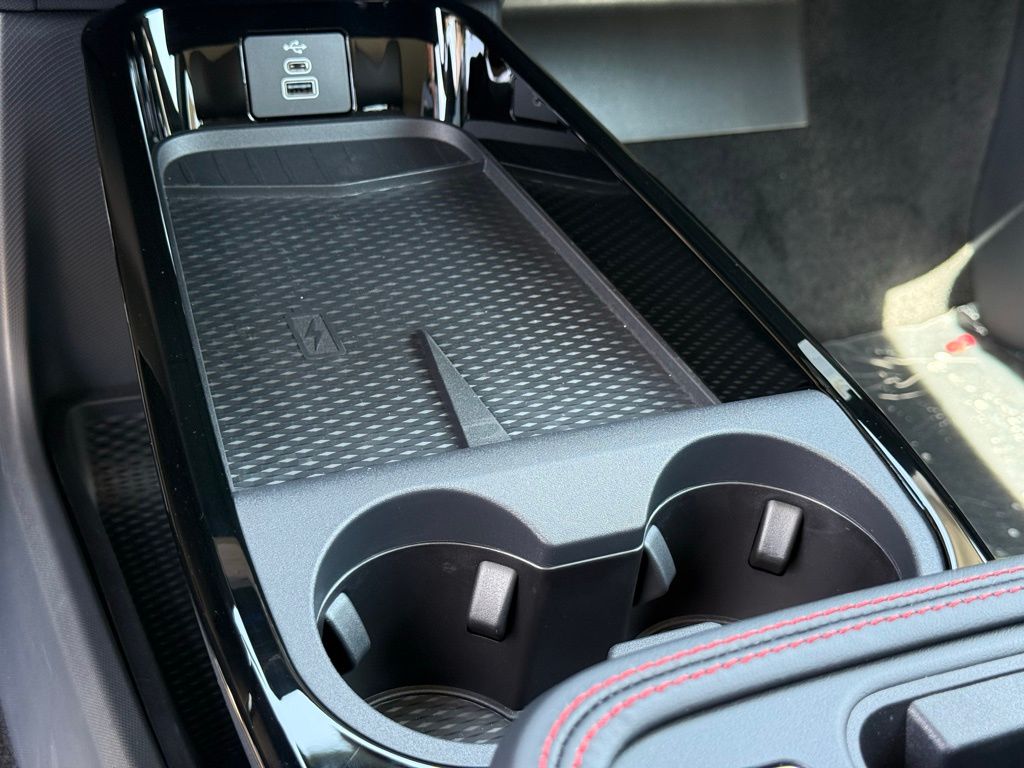 2025 Ford Mustang Mach-E Premium photo 12