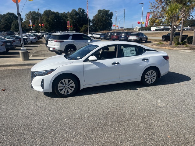 2025 Nissan Sentra S photo 3