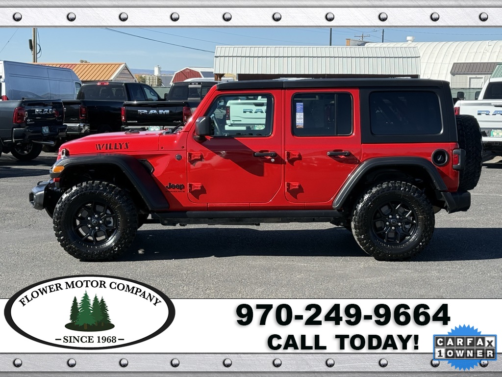 2024 Jeep Wrangler Willys photo 4