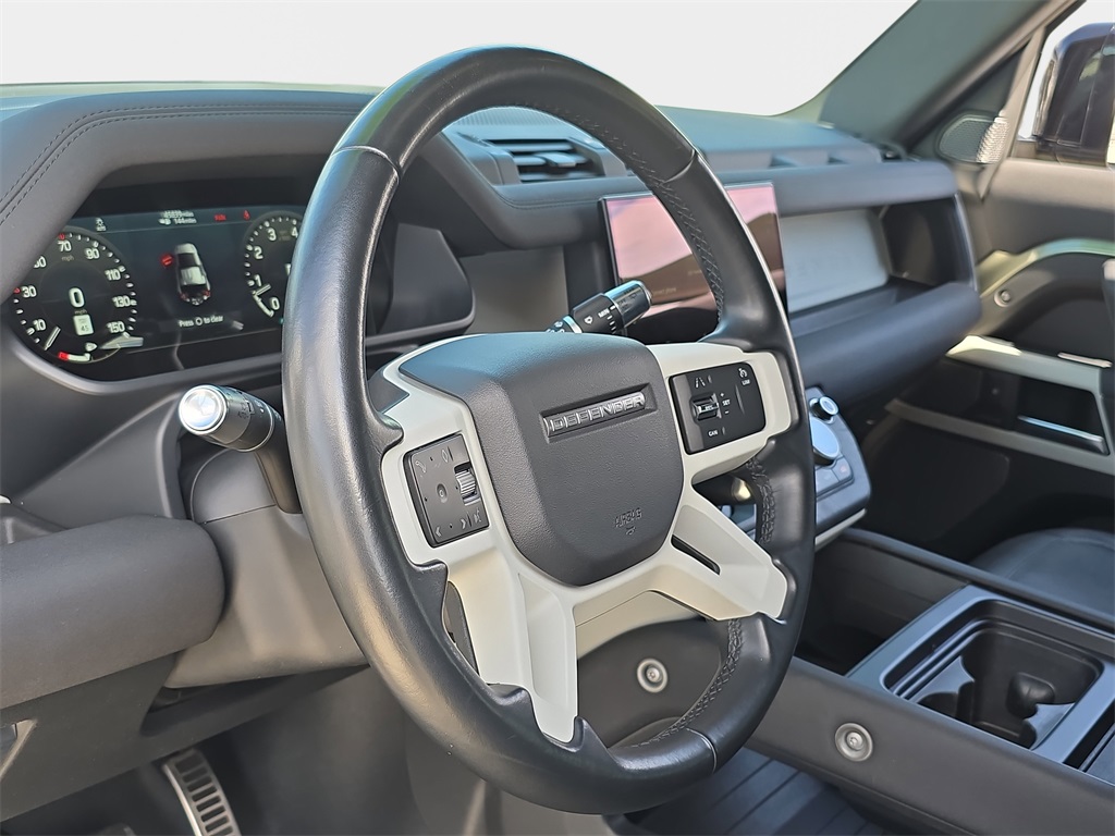 2022 Land Rover Defender 110 S photo 16