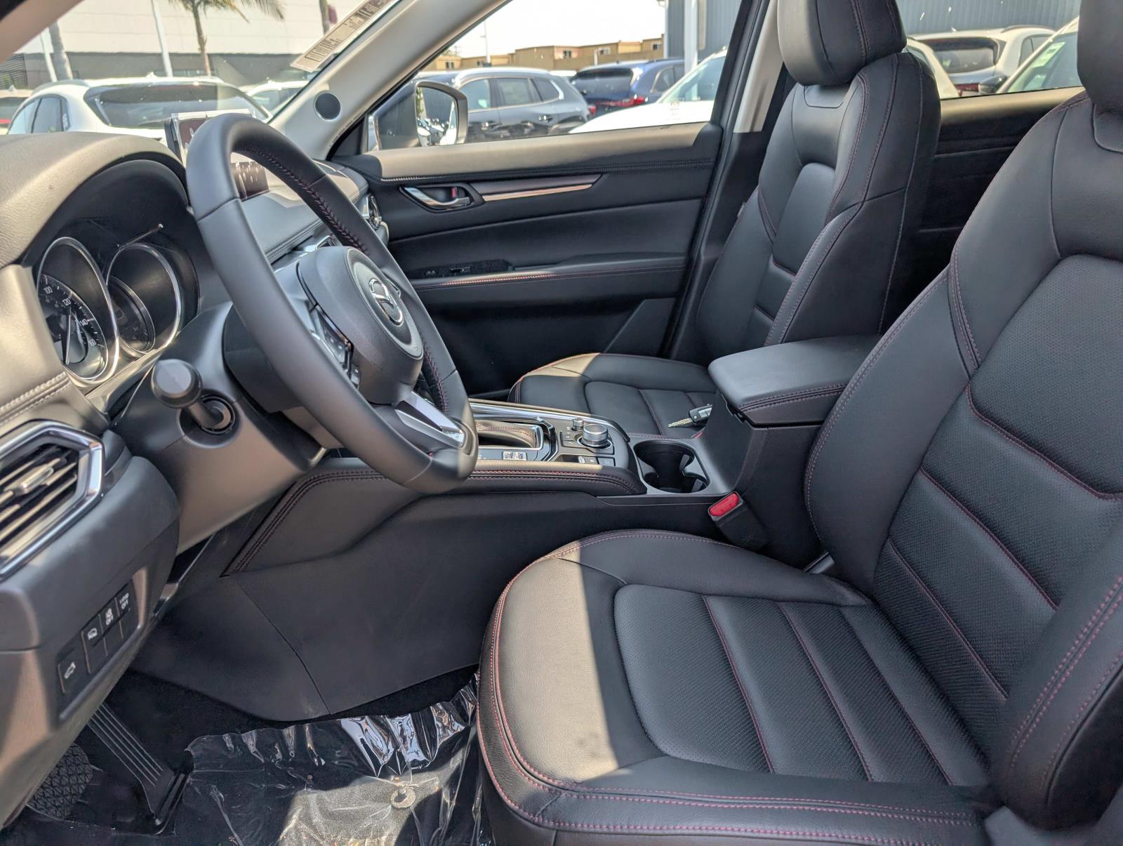 2025 Mazda CX-5 2.5 S Carbon photo 5