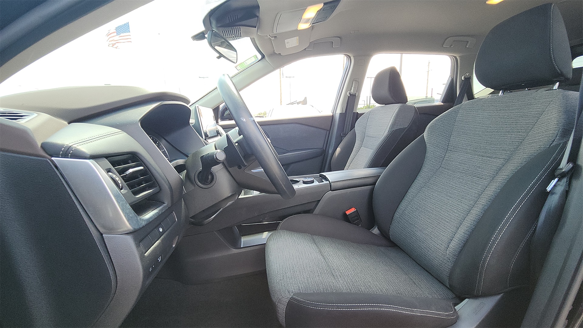 2023 Nissan Rogue SV photo 10