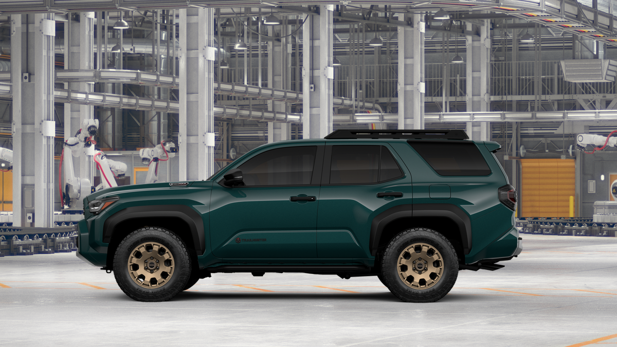 2025 Toyota 4Runner photo 3