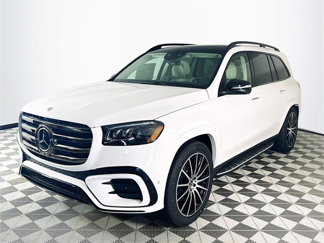 2026 Mercedes Benz GLS 450 4MATIC photo 3