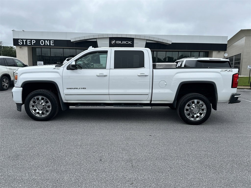 2015 Gmc Sierra 2500 HD Denali photo 4