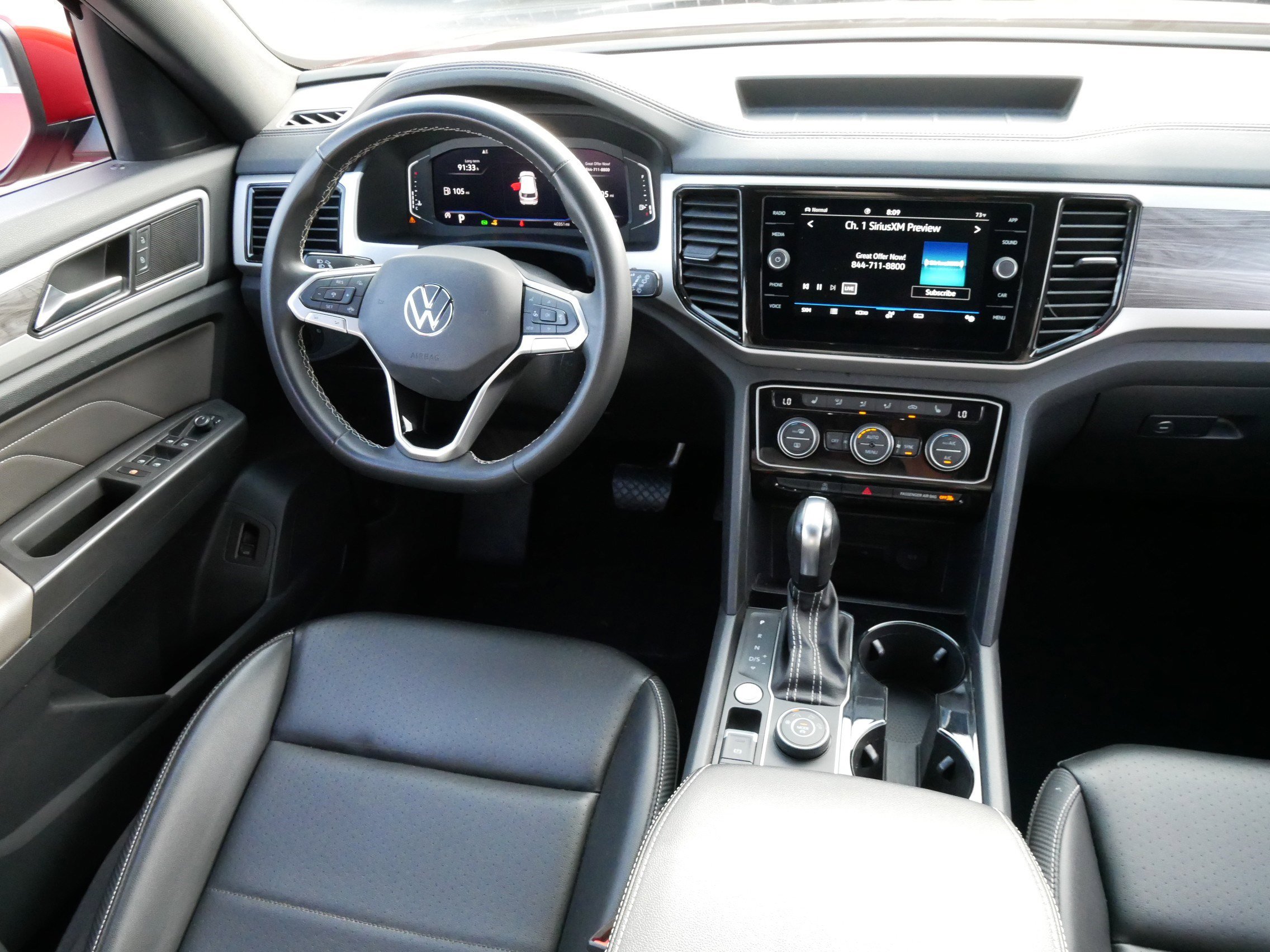 2022 Volkswagen Atlas Cross Sport SE Technology photo 9