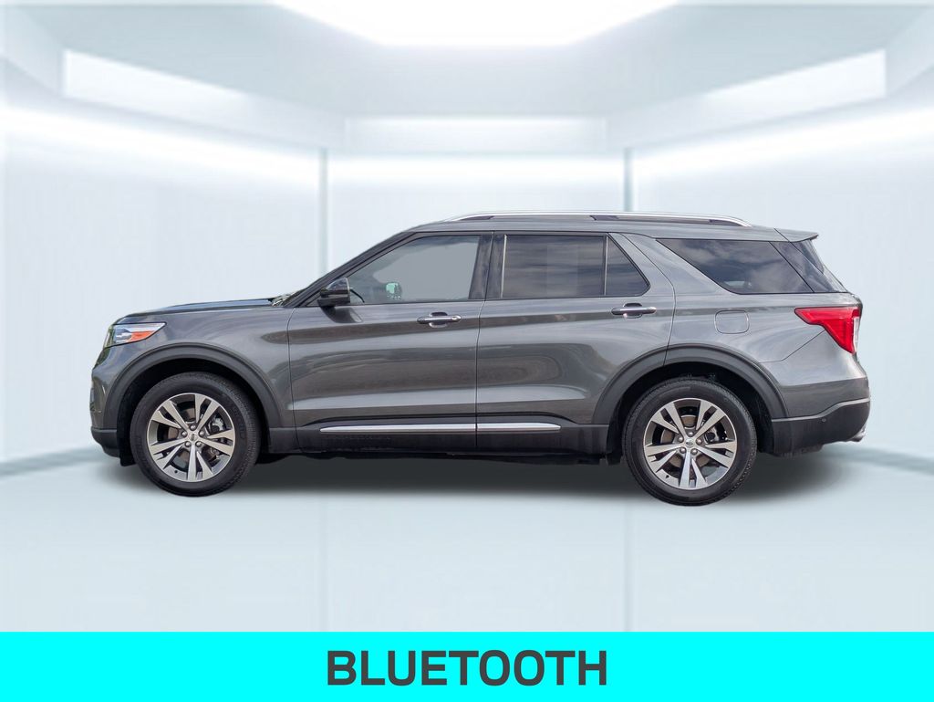 2020 Ford Explorer Platinum photo 2