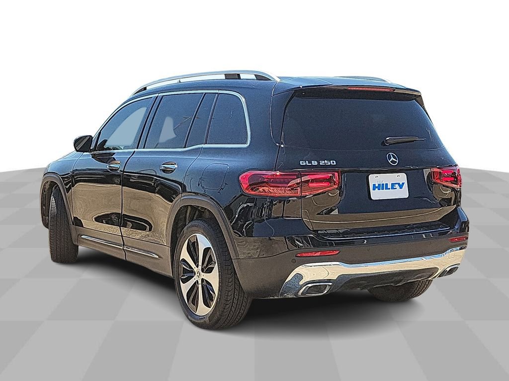 2024 Mercedes Benz GLB 250 photo 5