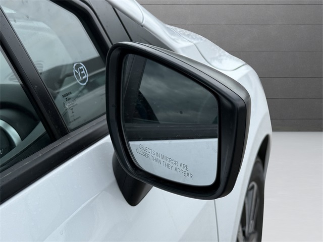 2025 Nissan Versa 1.6 S photo 21