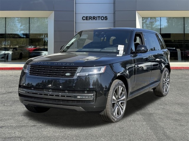 2025 Land Rover Range Rover SE
