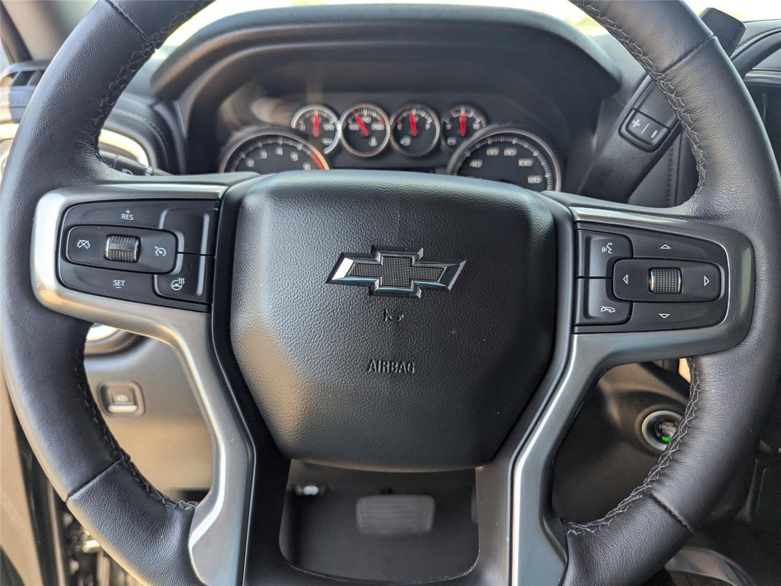 2022 Chevrolet Silverado 1500 RST photo 28