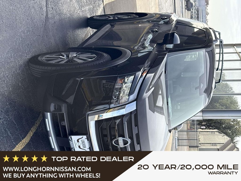 2025 Nissan Pathfinder SL's photo