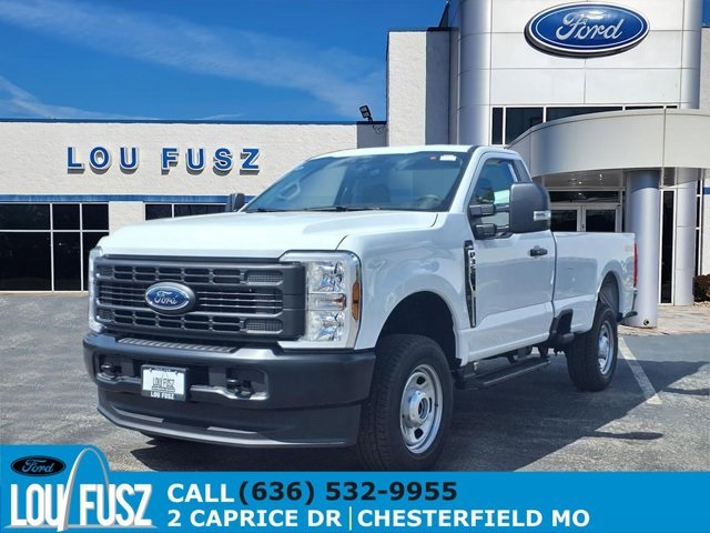 2026 Ford F-350 Super Duty XL's photo
