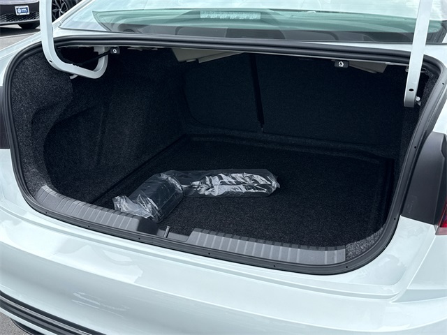 2025 Volkswagen Jetta 1.5T SEL photo 11