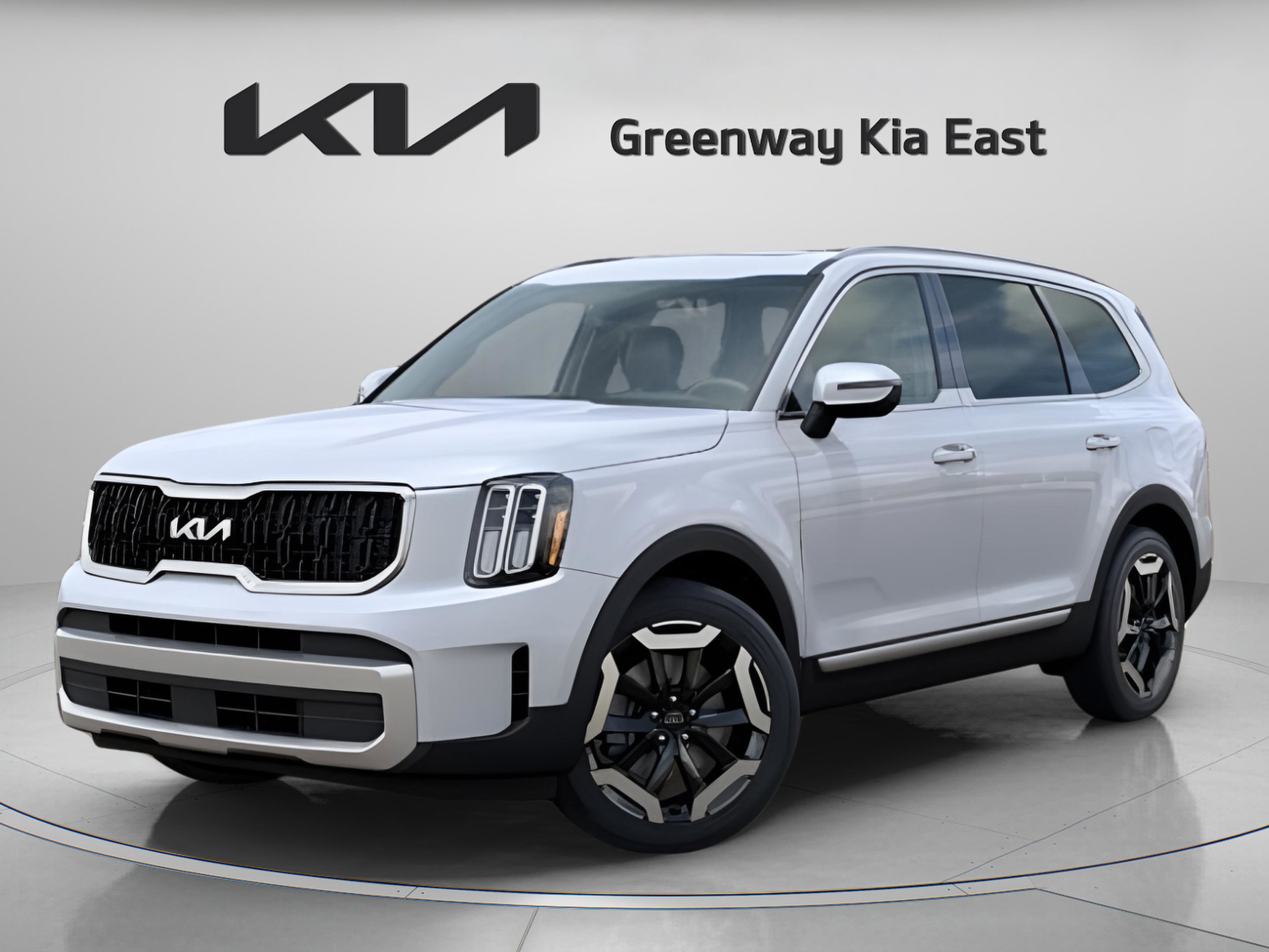 2025 Kia Telluride S photo 3