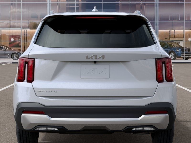 2024 Kia Sorento S photo 5
