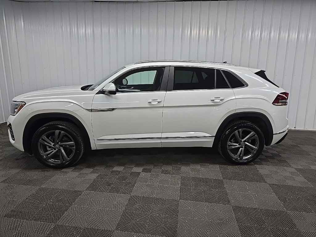 2024 Volkswagen Atlas Cross Sport SEL R-Line photo 4