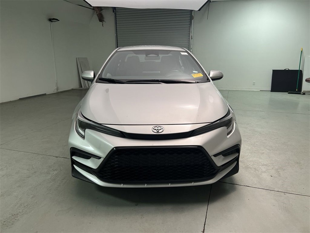 2023 Toyota Corolla SE photo 3