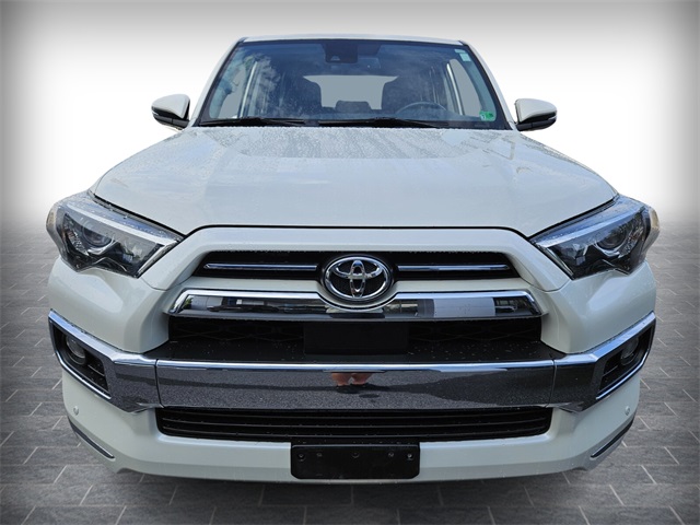2020 Toyota 4Runner Limited photo 2