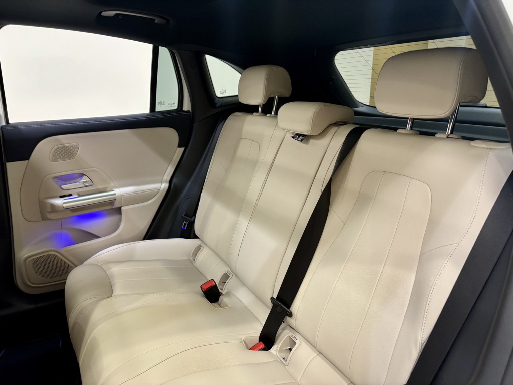 2026 Mercedes Benz GLA 250 photo 13