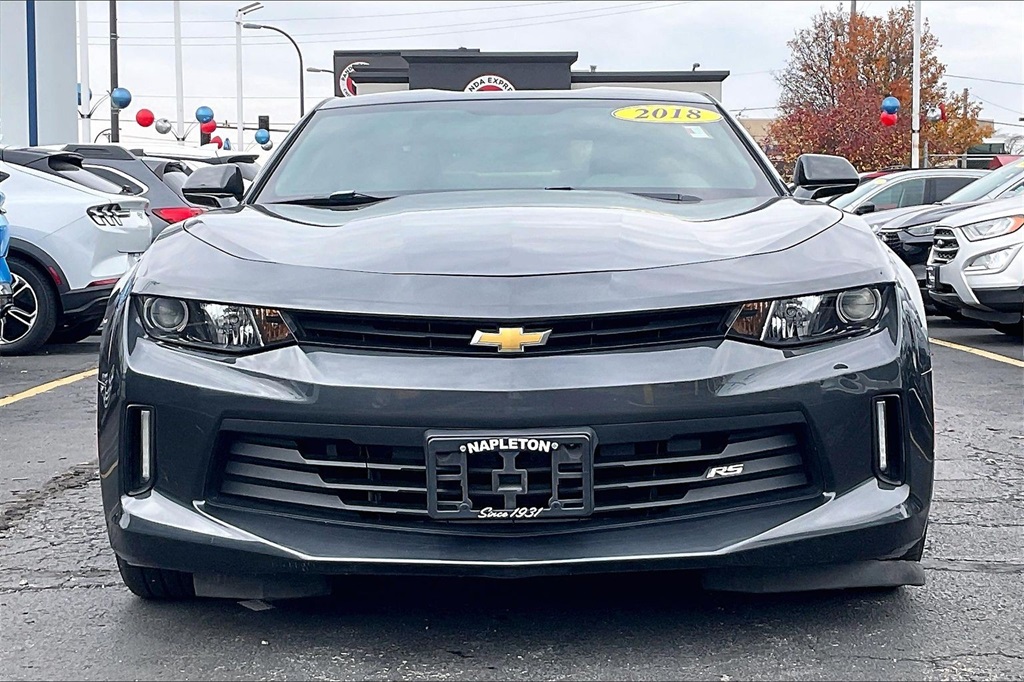 2018 Chevrolet Camaro 1LT photo 2