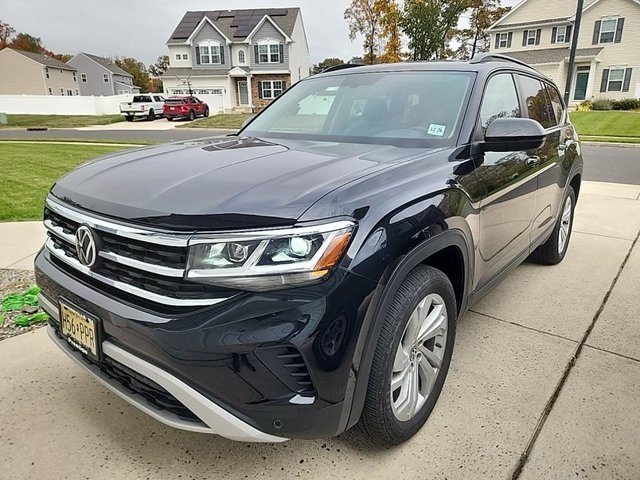 2022 Volkswagen Atlas SE w/Tech's photo