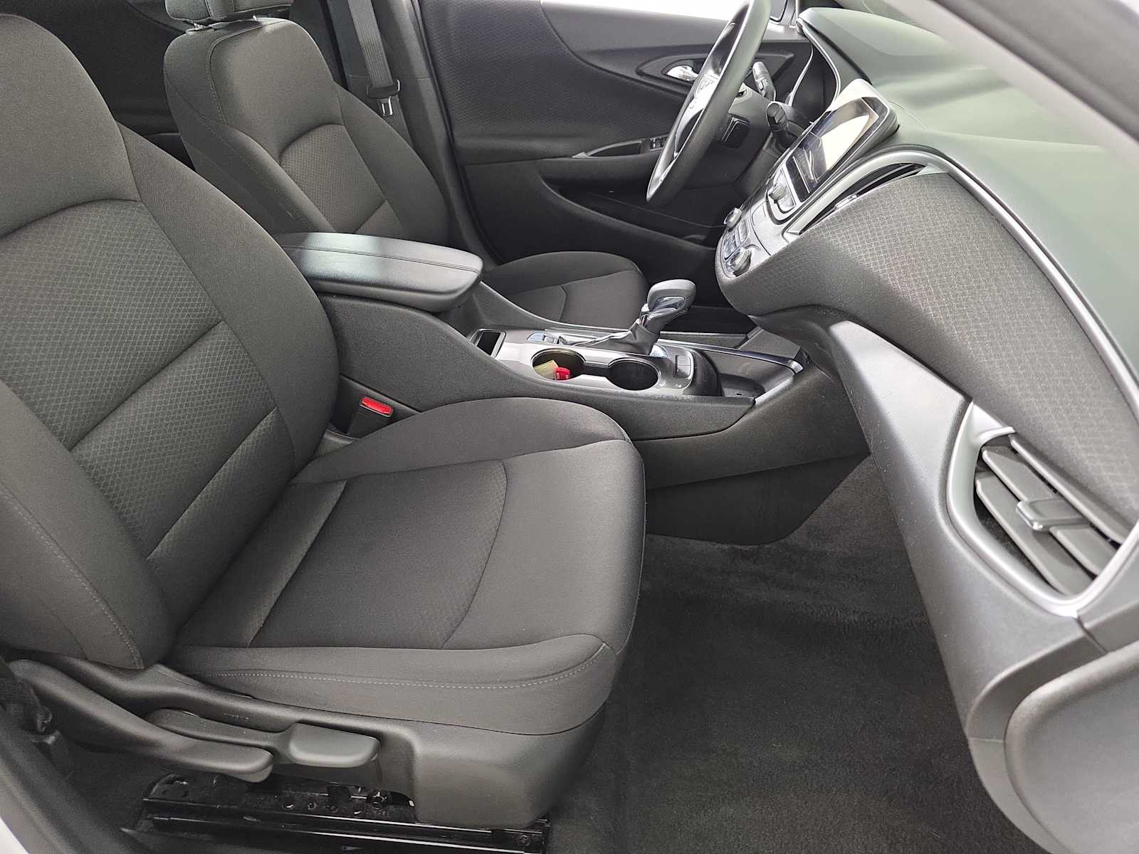 2024 Chevrolet Malibu 1LT photo 26