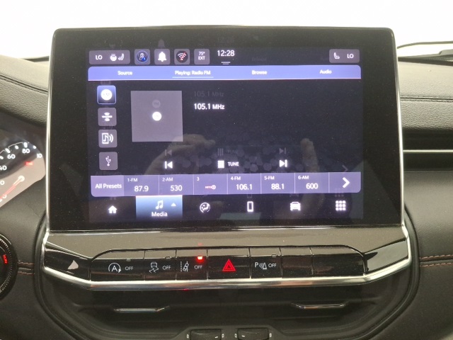 2022 Jeep Compass Limited photo 18