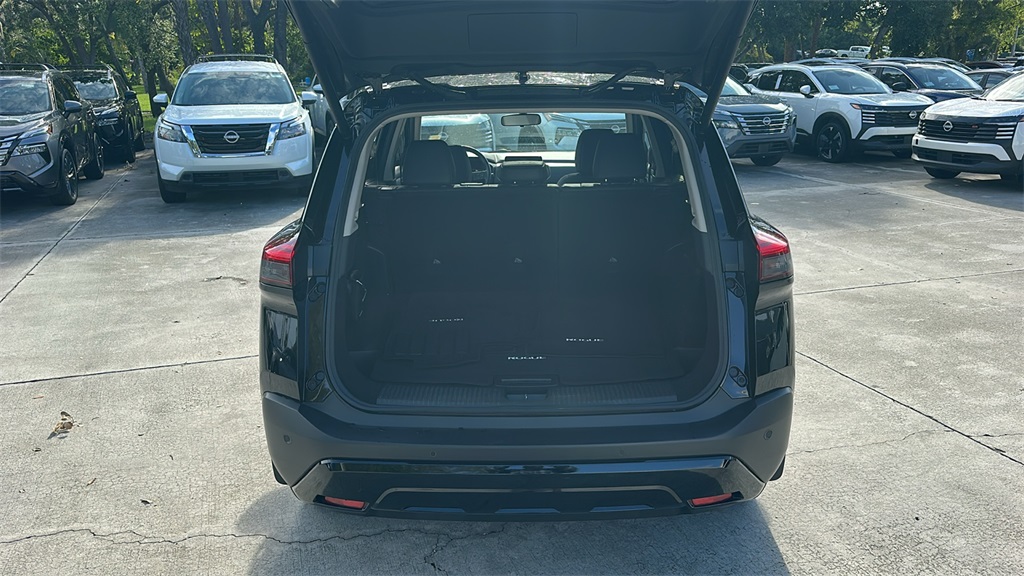 2023 Nissan Rogue SV photo 29