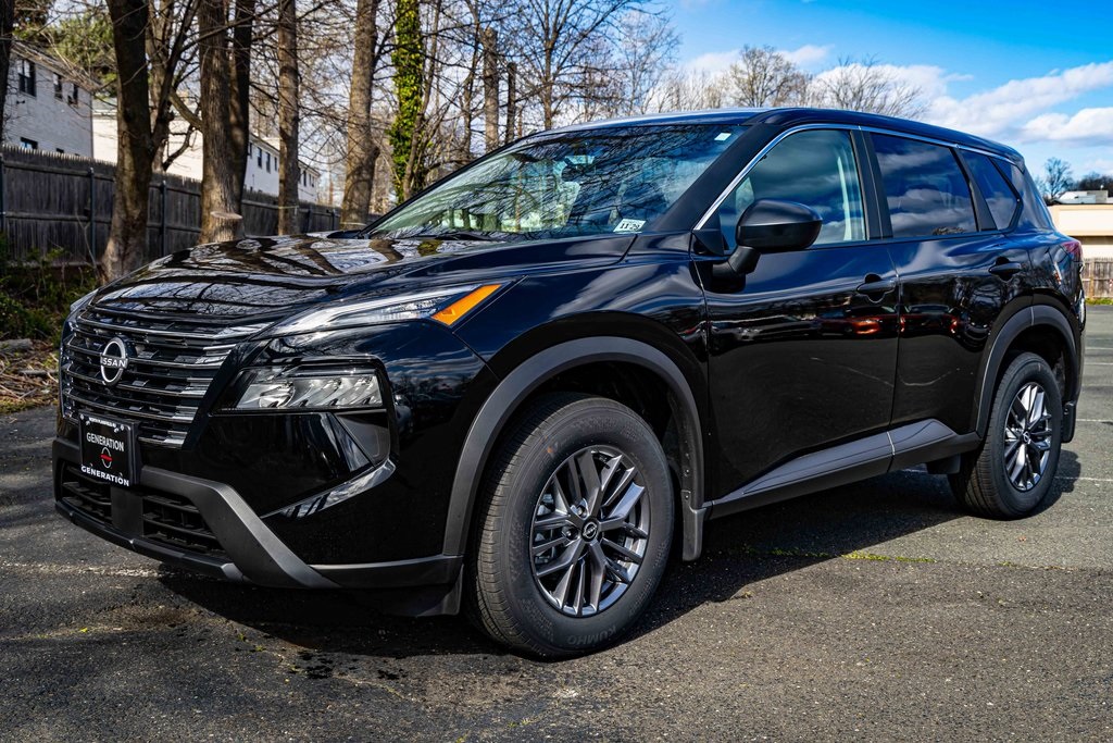2024 Nissan Rogue S photo 3