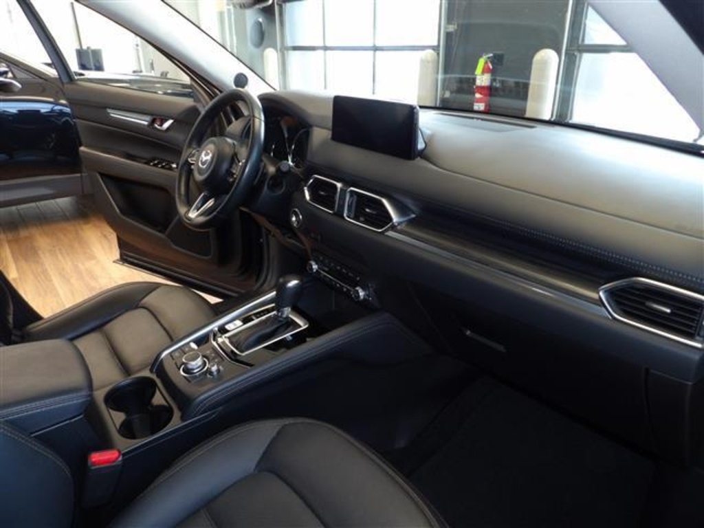 2022 Mazda CX-5 2.5 Premium Plus photo 13
