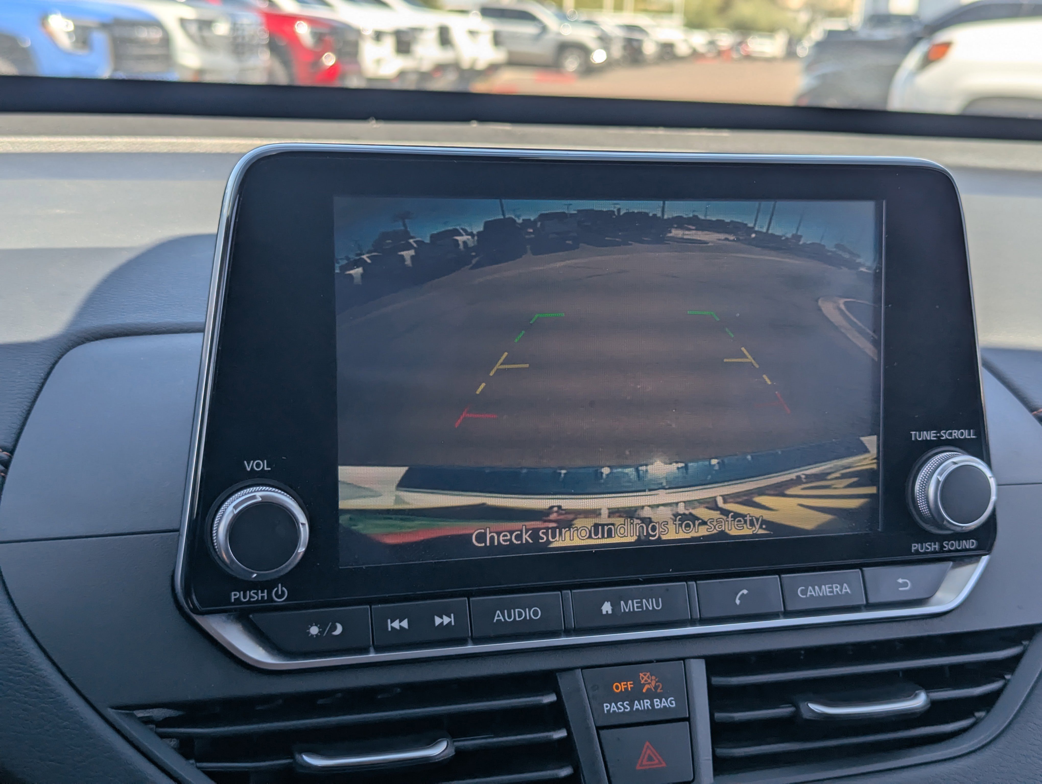 2022 Nissan Altima 2.5 SR photo 7