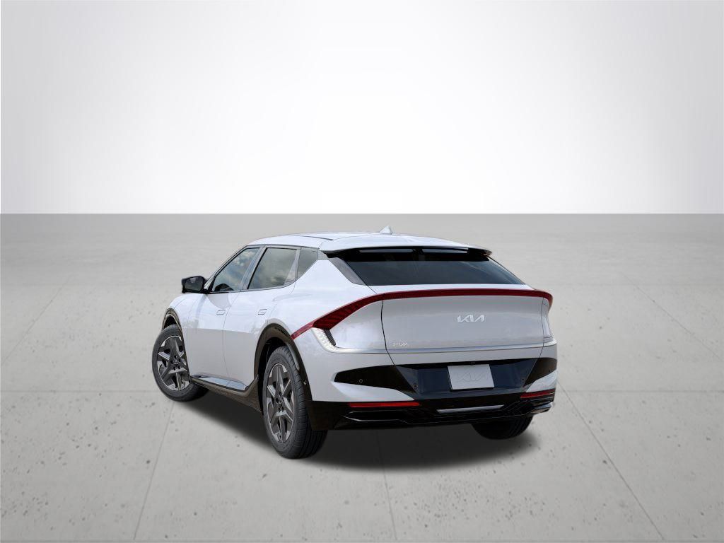2025 Kia EV6 Light photo 4
