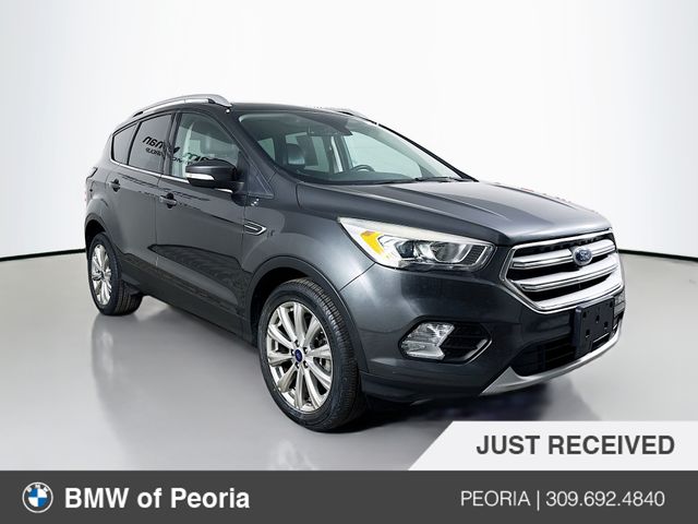 2017 Ford Escape Titanium's photo