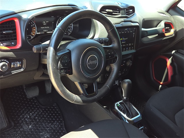 2022 Jeep Renegade Latitude photo 12