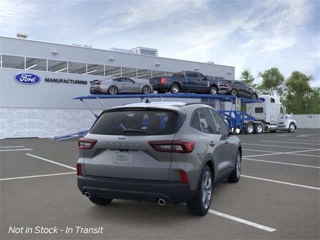 2026 Ford Escape ST-Line photo 8
