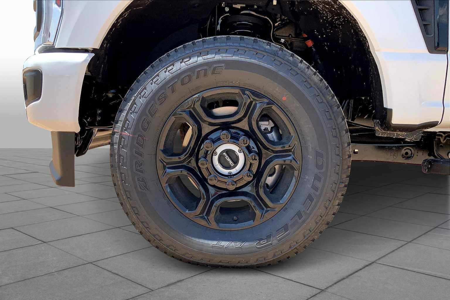 2025 Ford F-250 XL photo 11