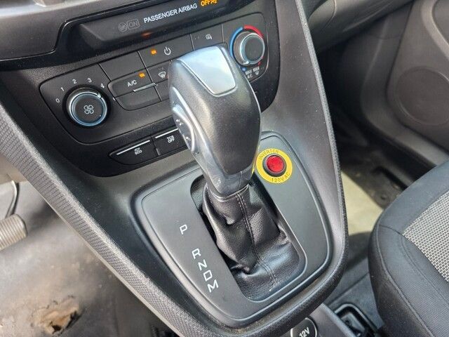 2019 Ford Transit Connect XL photo 18