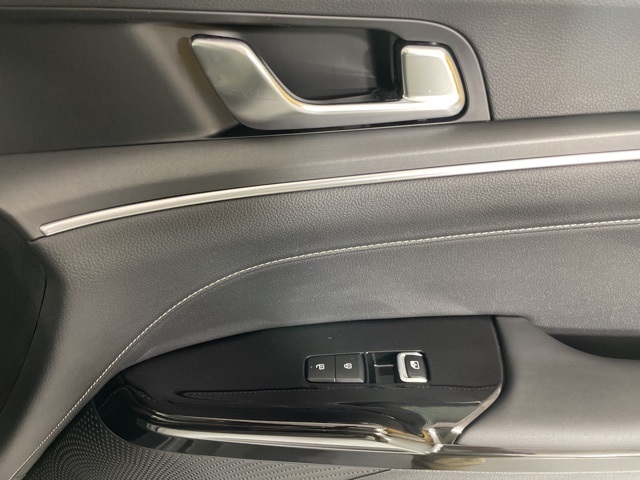 2026 Kia K5 GT-Line photo 12