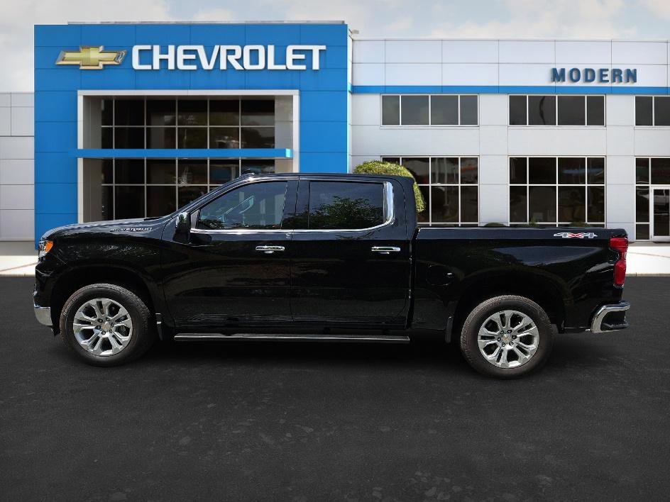 2025 Chevrolet Silverado 1500 LTZ photo 2