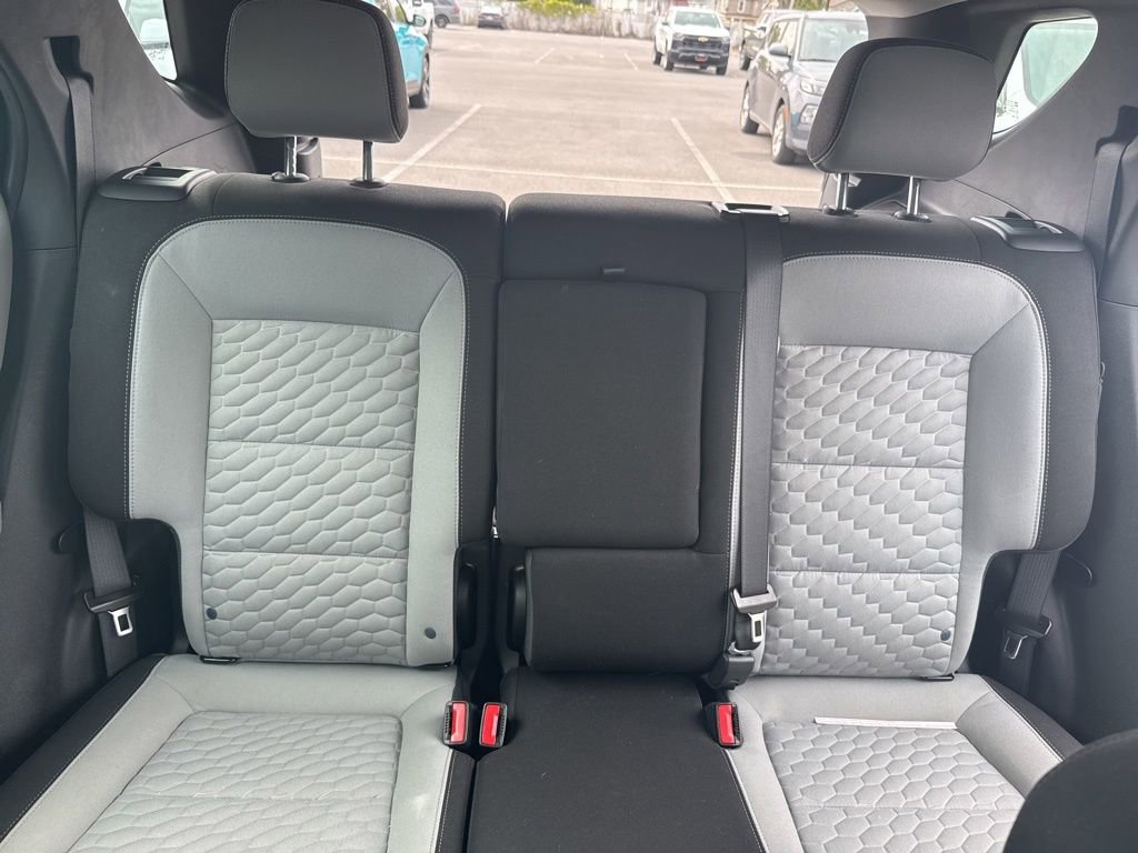 2021 Chevrolet Equinox LS photo 15