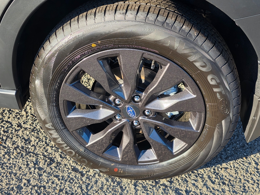 2025 Subaru Outback Onyx Edition photo 4