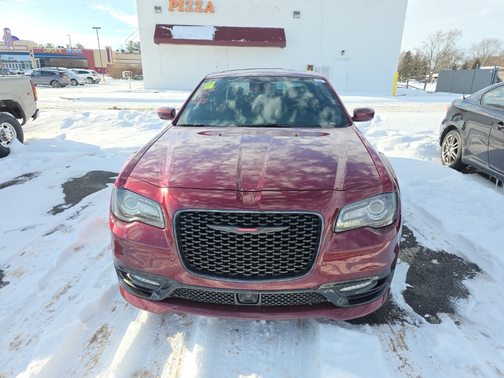 2023 Chrysler 300 S's photo
