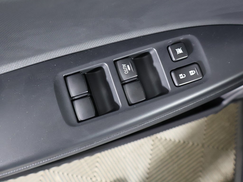 2024 Mitsubishi Mirage G4 LE photo 28