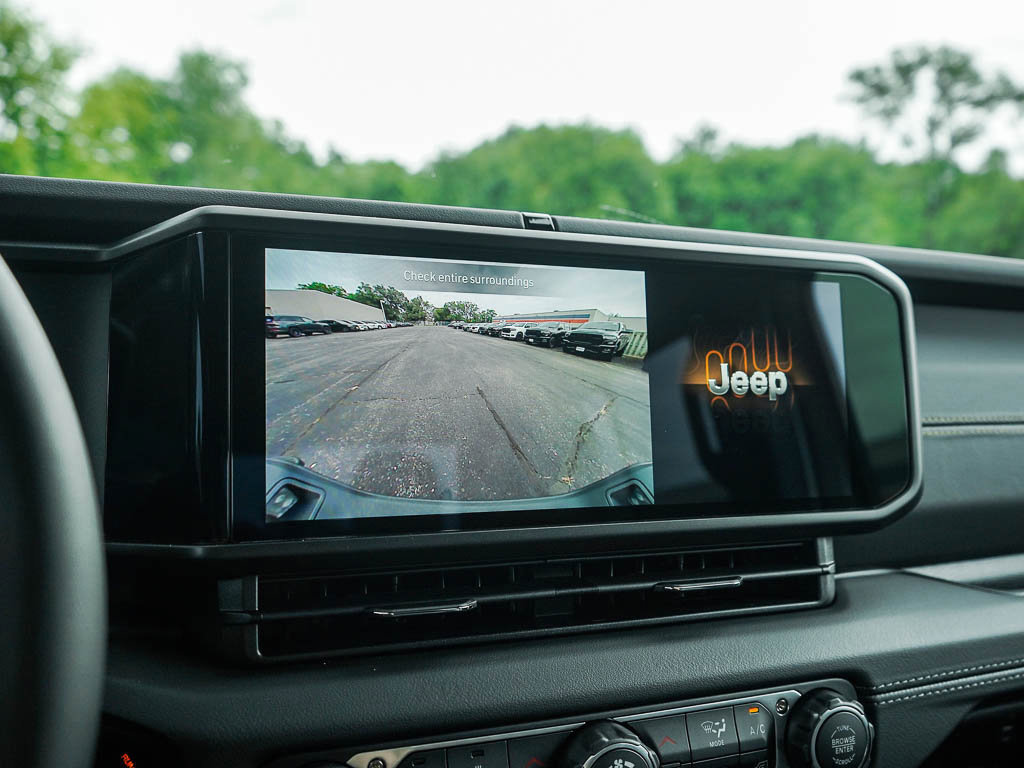 2025 Jeep Gladiator Sport photo 22