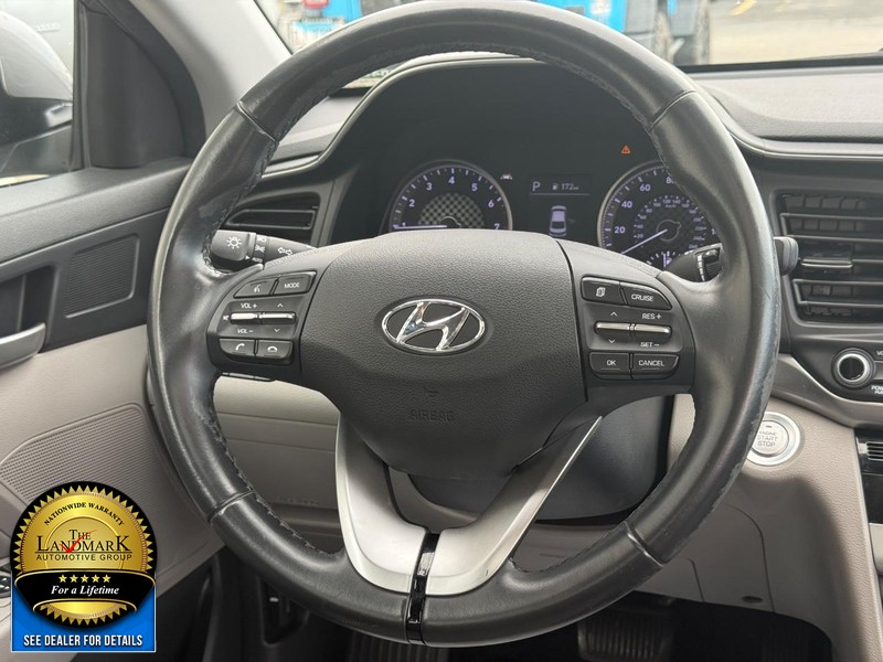 2020 Hyundai Elantra Value Edition photo 10