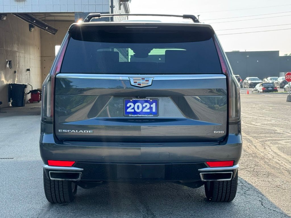 2021 Cadillac Escalade Premium Luxury photo 4